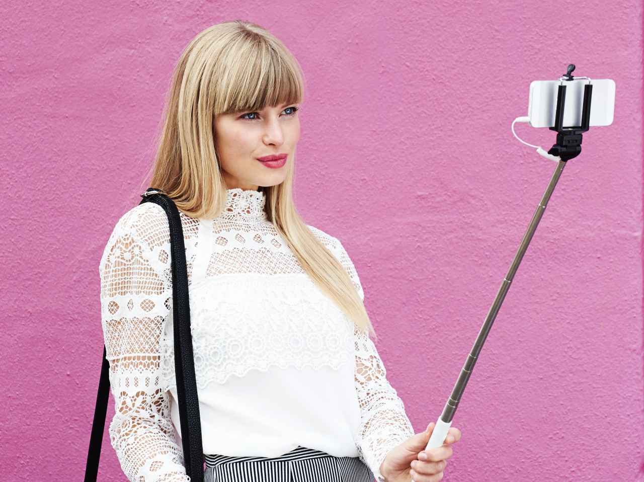 写真写りが悪くなる！プロが避ける「NGコスメ」３つ