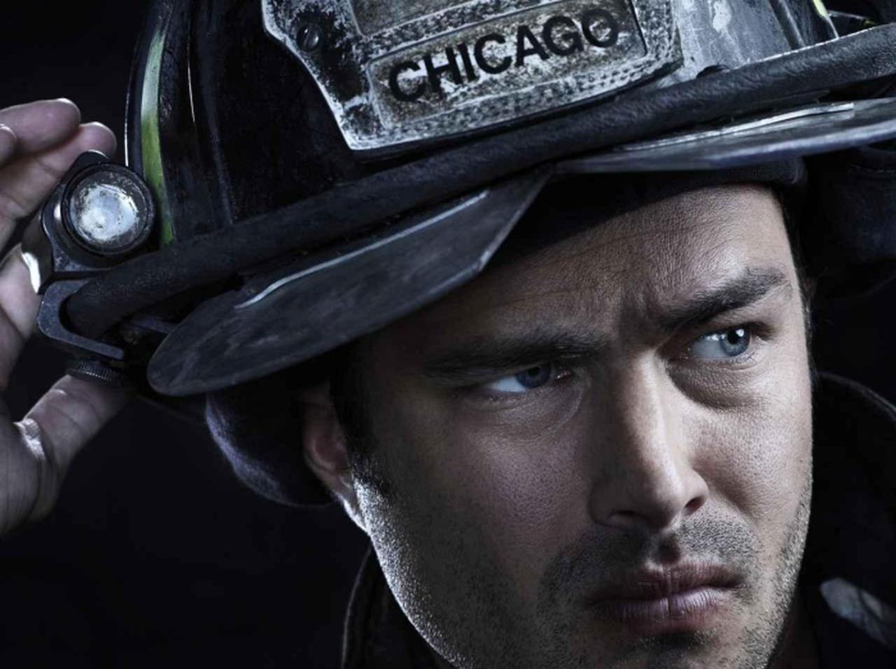 『シカゴ・ファイア』の消防士はなぜこんなにリアル?制作チームの熱意がすごすぎる!