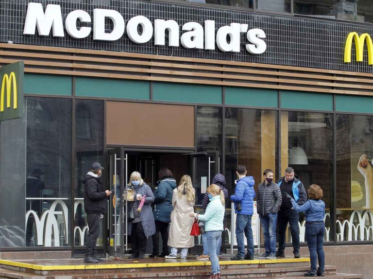 マクドナルド再開による「渋滞」が原因で『命に関わる事件』が発生