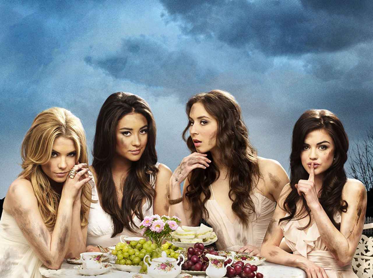 『プリティ・リトル・ライアーズ』が10周年!キャストたちが作品に感謝