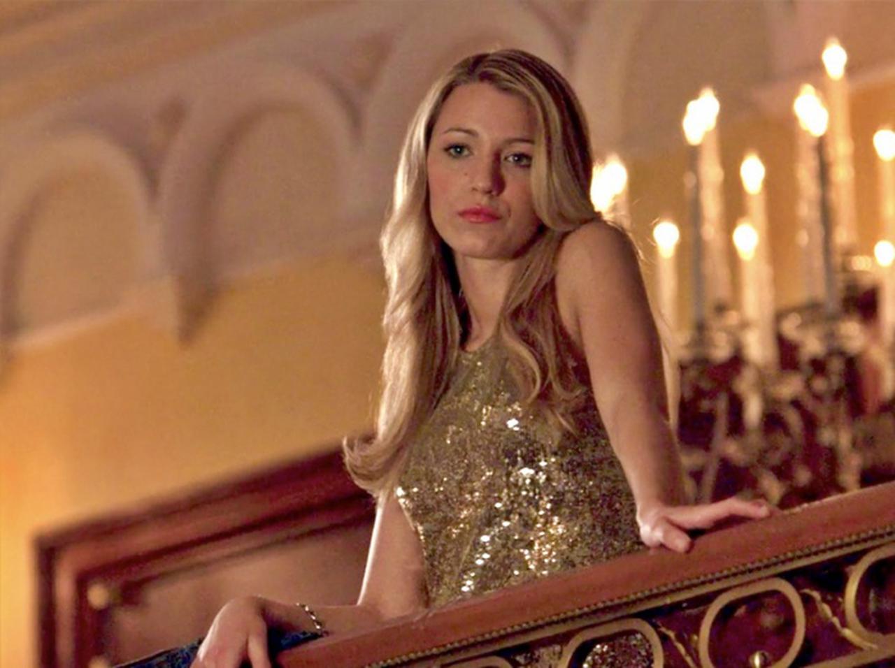 『ゴシップガール』ブレイク・ライブリーが劇中で「あるまじき装い」をしてた理由が判明