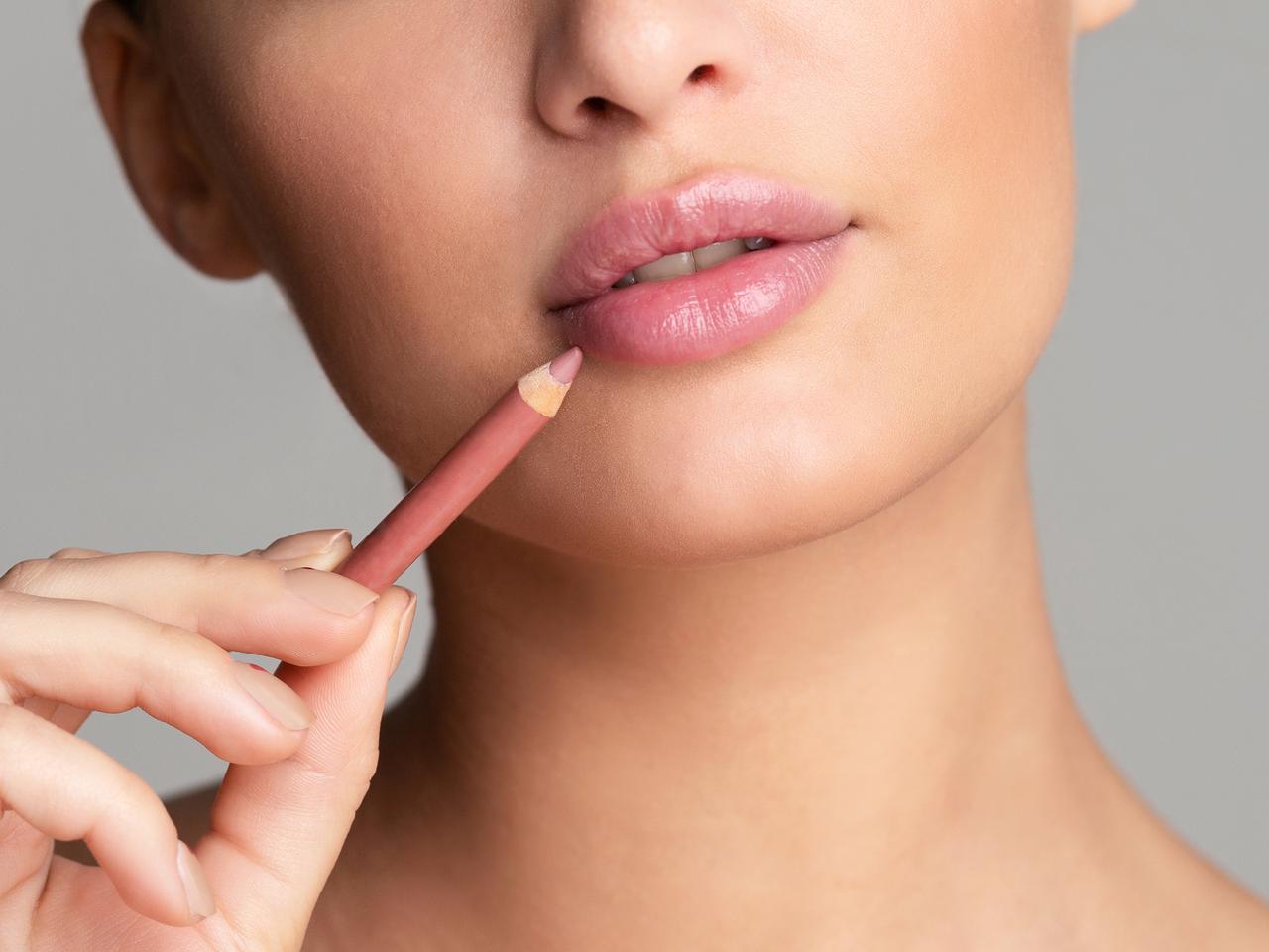 無色透明のリップライナー?今すぐ試したくなる2つのメリット
