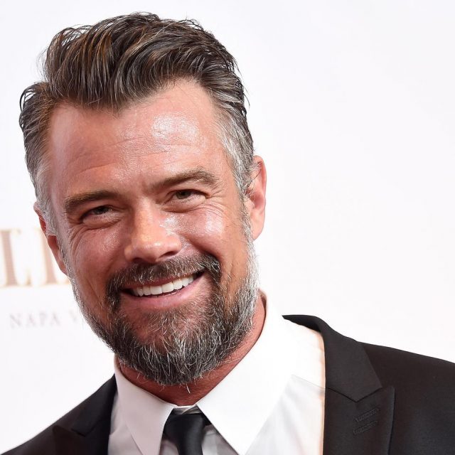 ベッドシーンで救急車出動の大惨事、ジョシュ・デュアメルが“はしゃぎすぎた”