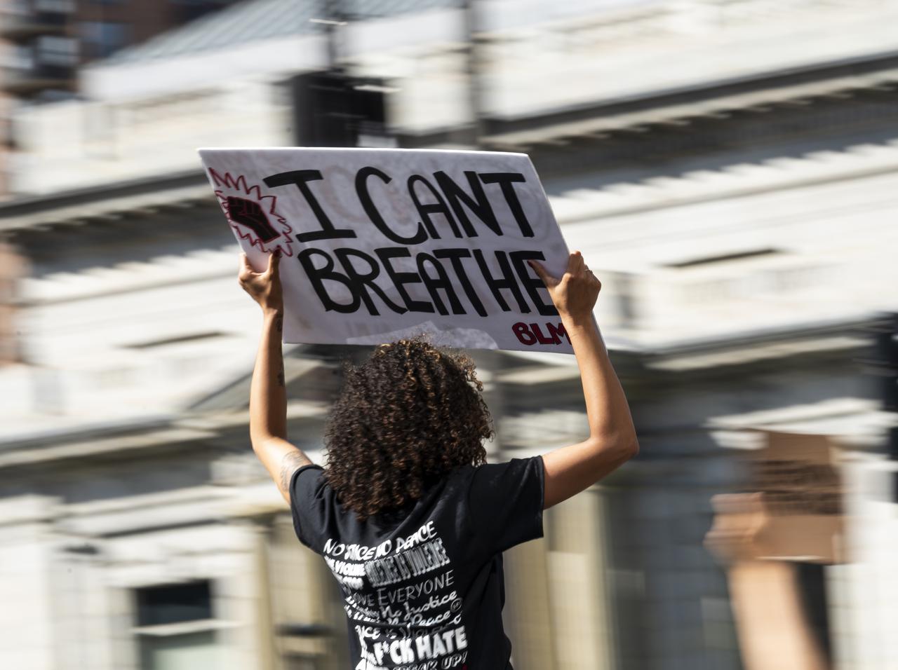 差別との闘いは「良いトラブル」、トラブルは悪いことではないと米大物が訴え