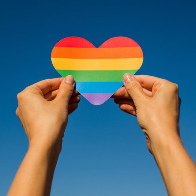 もし子供からカミングアウトされたら？LGBTQ＋の子を持つ親の言葉が深い【プライド月間】