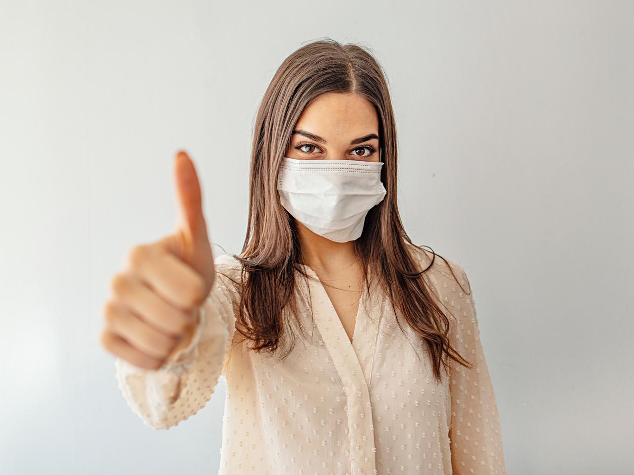 メイクの“順番”がカギ!?「マスクで崩れない」ベースメイク術