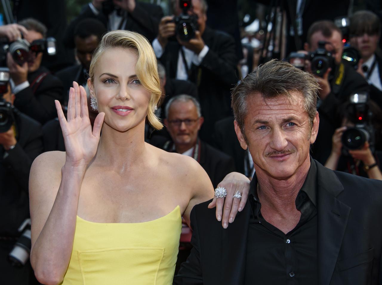 シャーリーズ・セロン、ショーン・ペンとは婚約していなかった!