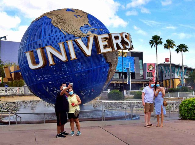 ユニバーサル・スタジオ、営業再開からたった2週間で「残酷な決断」を下す