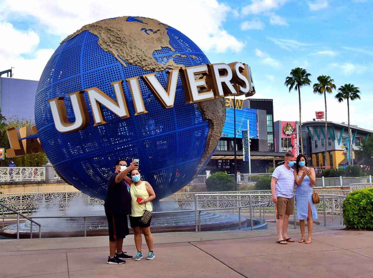 ユニバーサル・スタジオ、営業再開からたった2週間で「残酷な決断」を下す