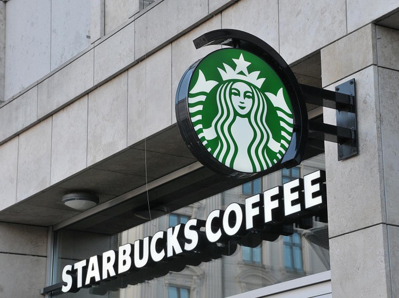 スターバックス、従業員に「身につけちゃダメ」とお達しを出したものに波紋