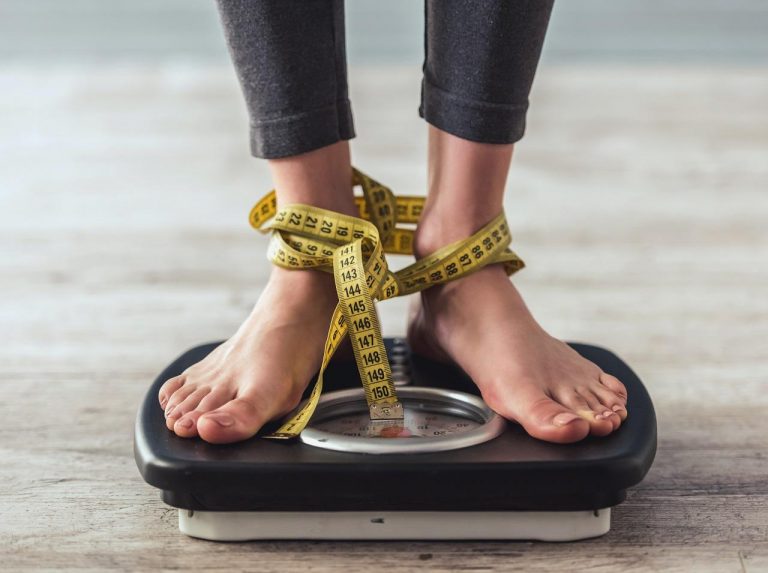 1ヶ月で引き締めたい人必見！有名トレーナーの「スパルタダイエットプラン」