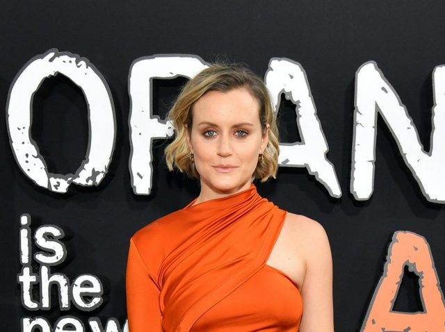 『オレンジ・イズ・ニューブラック』テイラー・シリングがカミングアウト、恋人とのラブラブ写真を公開