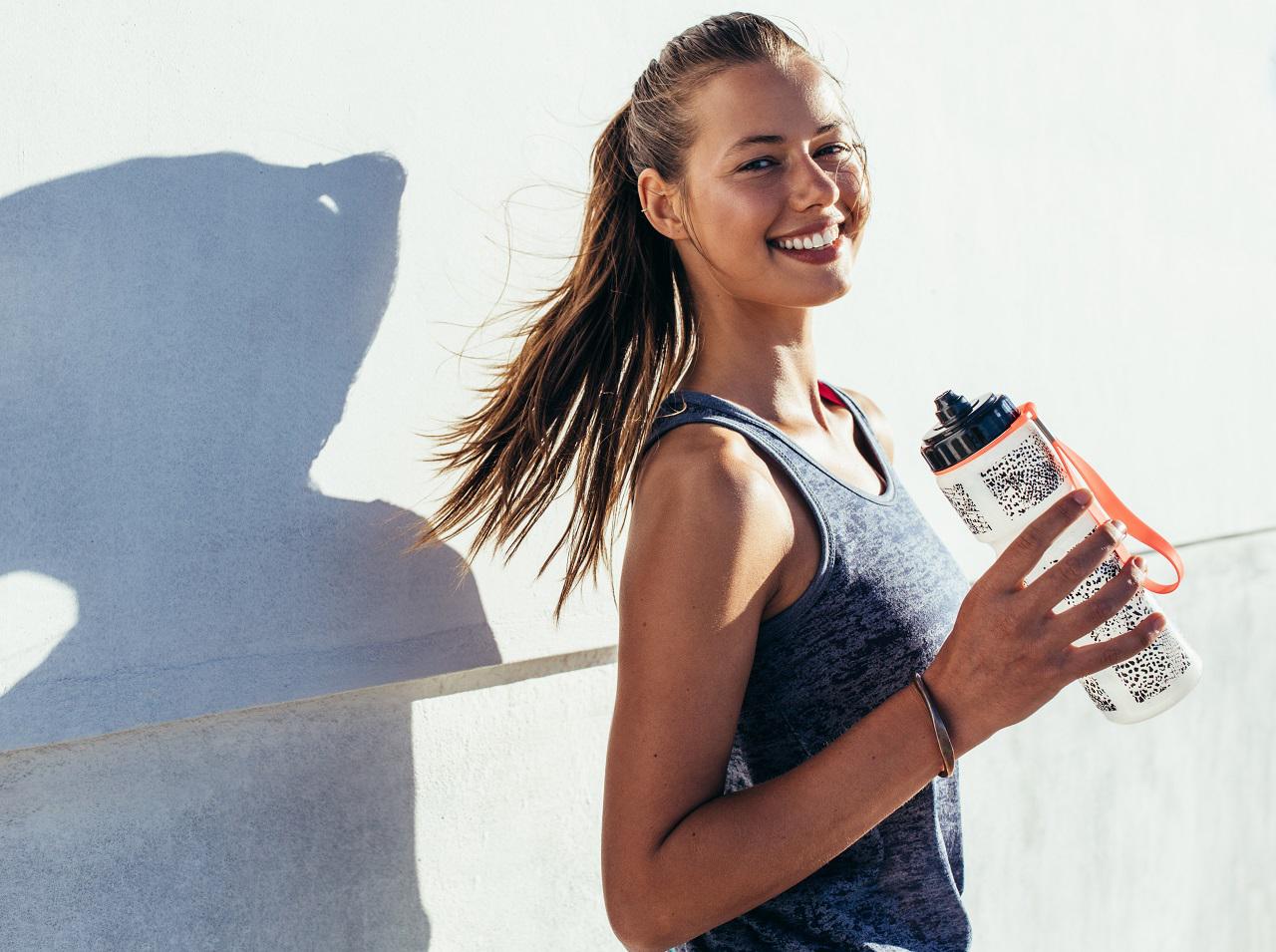 ドリンクボトルとミキサーが一体化した次世代型ボトル「Vejo」がすごい