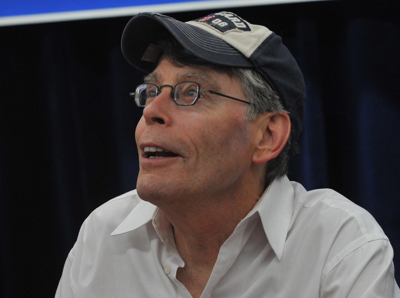 スティーブン・キング、『13日の金曜日』愛が爆発しすぎてファンにイジられる