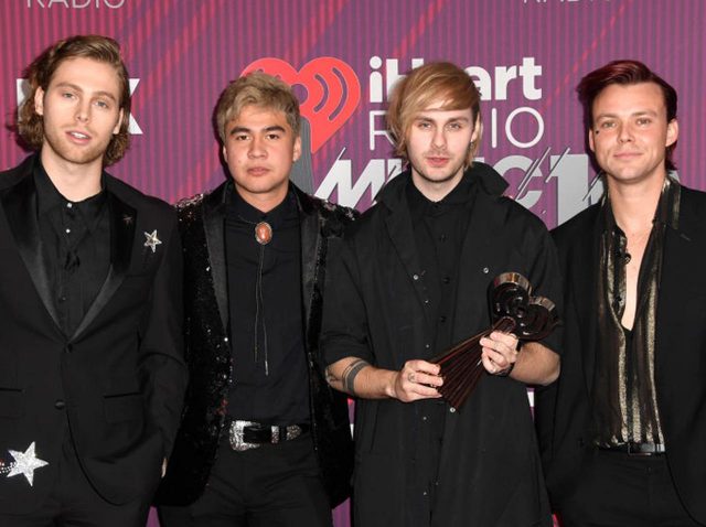 5SOSマイケル・クリフォード、未成年へのセクハラ疑惑が浮上 過去の問題発言を謝罪