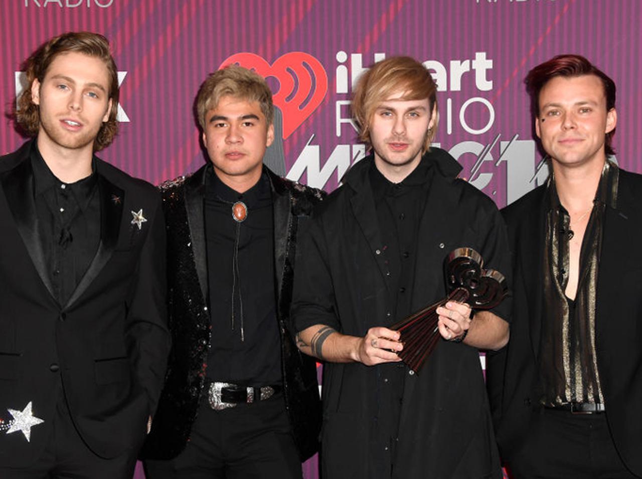 5SOSマイケル・クリフォード、未成年へのセクハラ疑惑が浮上 過去の問題発言を謝罪