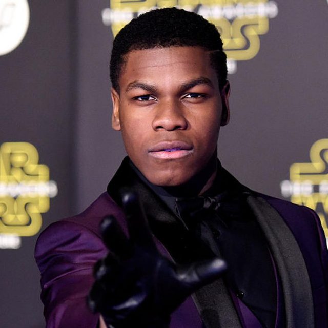 『スター・ウォーズ』俳優が反差別訴える涙のスピーチに「教科書に載せたい」の声【和訳】