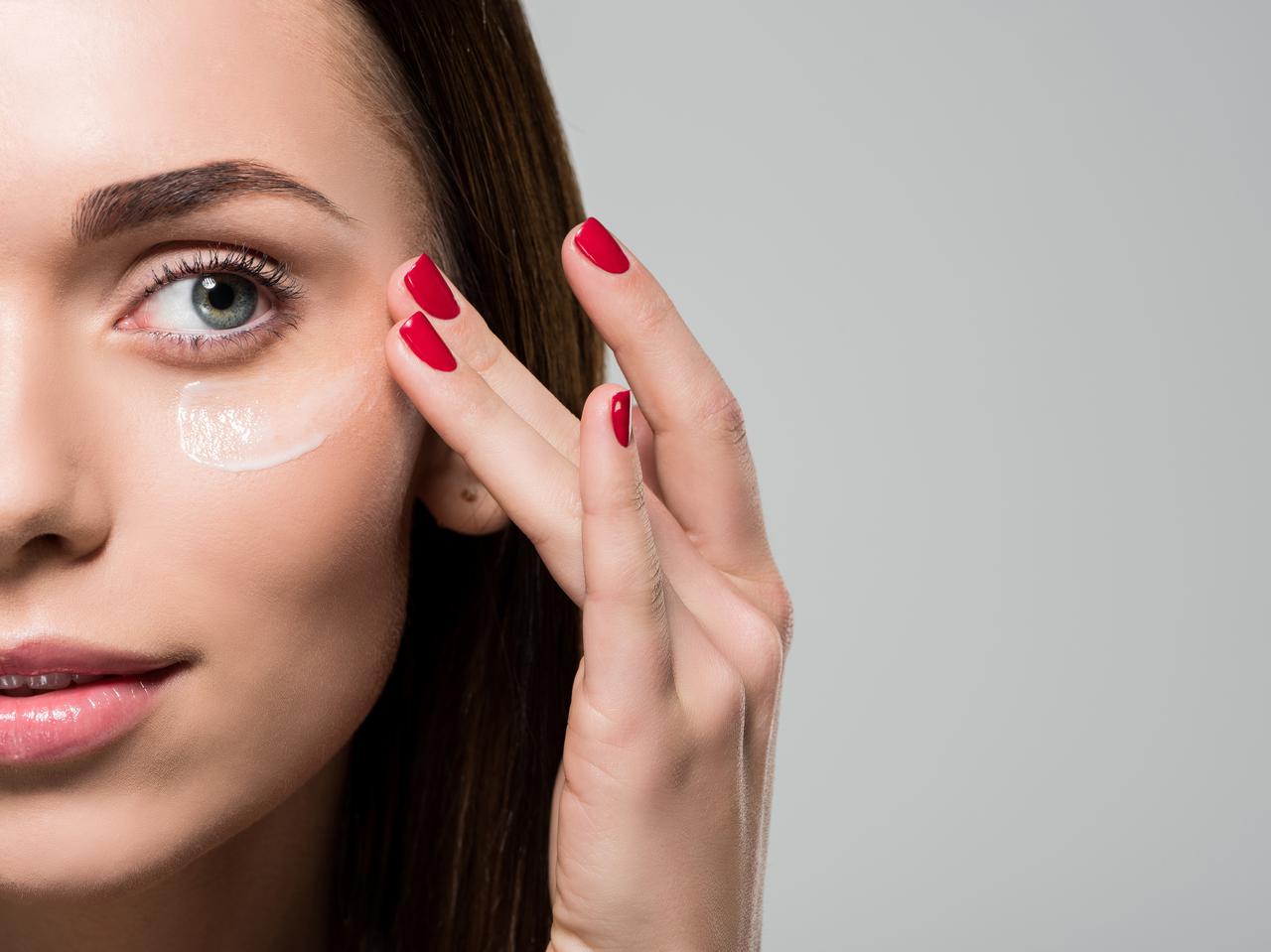 実はニキビ肌でも使える！「毛穴カバー化粧下地」の正しい知識