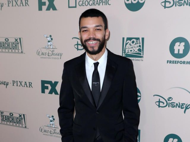 『名探偵ピカチュウ』のジャスティス・スミス、クィアであることを公表【全訳】