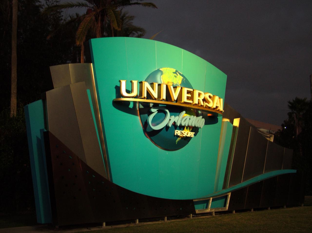 ユニバ営業再開、スタッフが来場者に呼びかけた「アウトな内容」が発覚