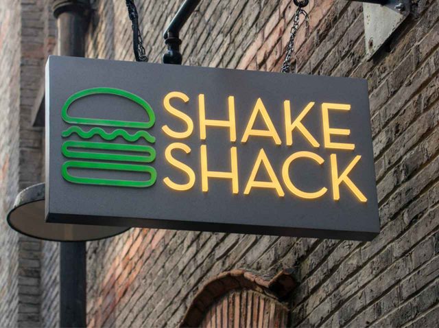 シェイク・シャックの看板メニューに異物混入、被害者の「職業」が原因であわや大騒動に