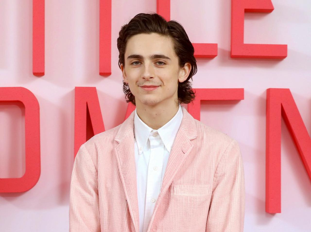 ティモシー・シャラメ、『ワイスピ』俳優と旅行先で“濃厚キス”