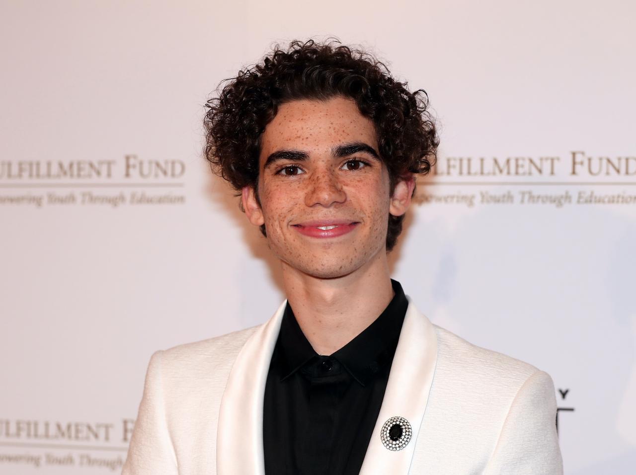 故キャメロン・ボイスの両親、基金を設立したことで彼の死と向き合うことができたと語る