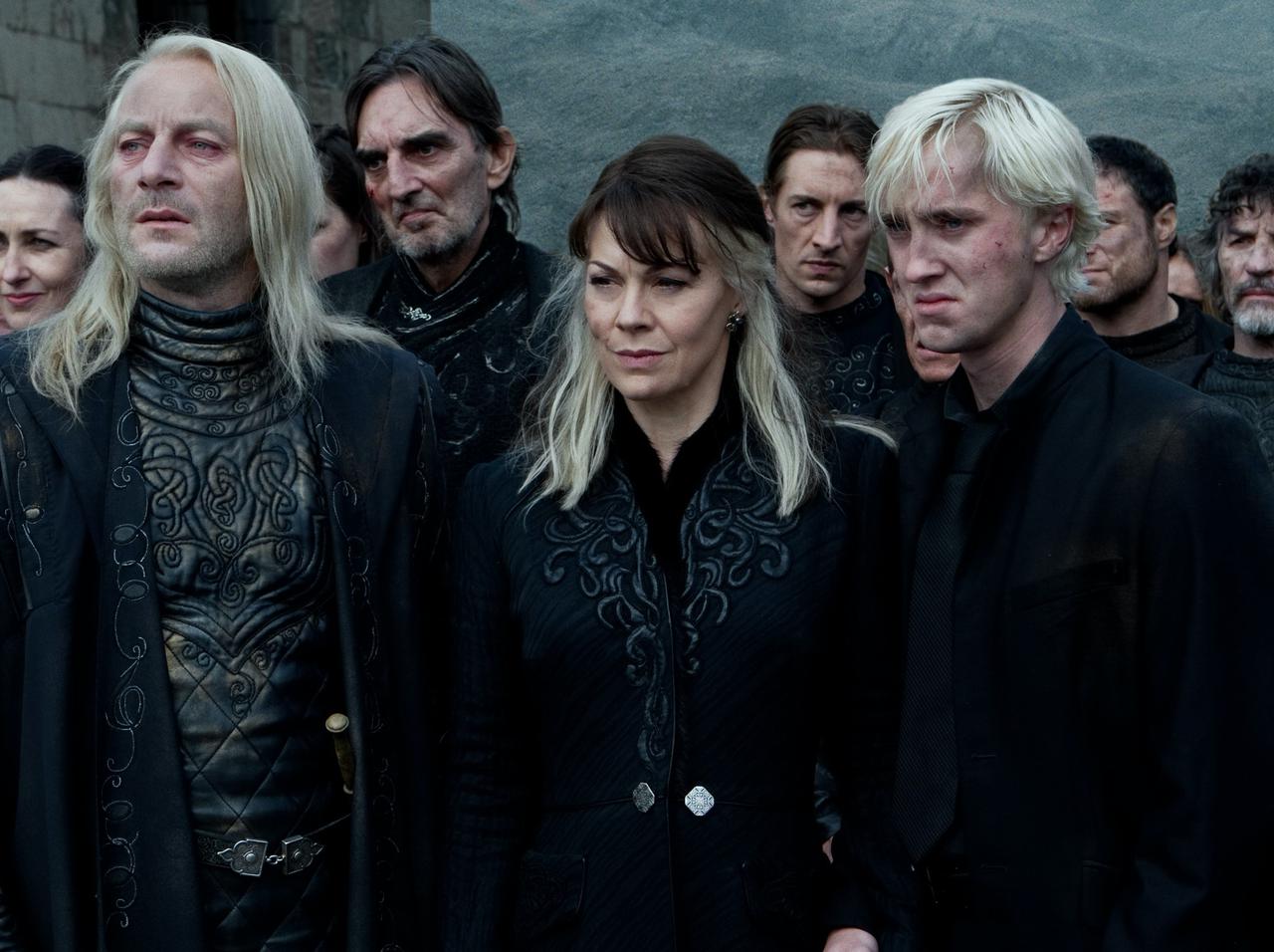 『ハリー・ポッター』トム・フェルトン、ドラコ・マルフォイの両親と「再会」