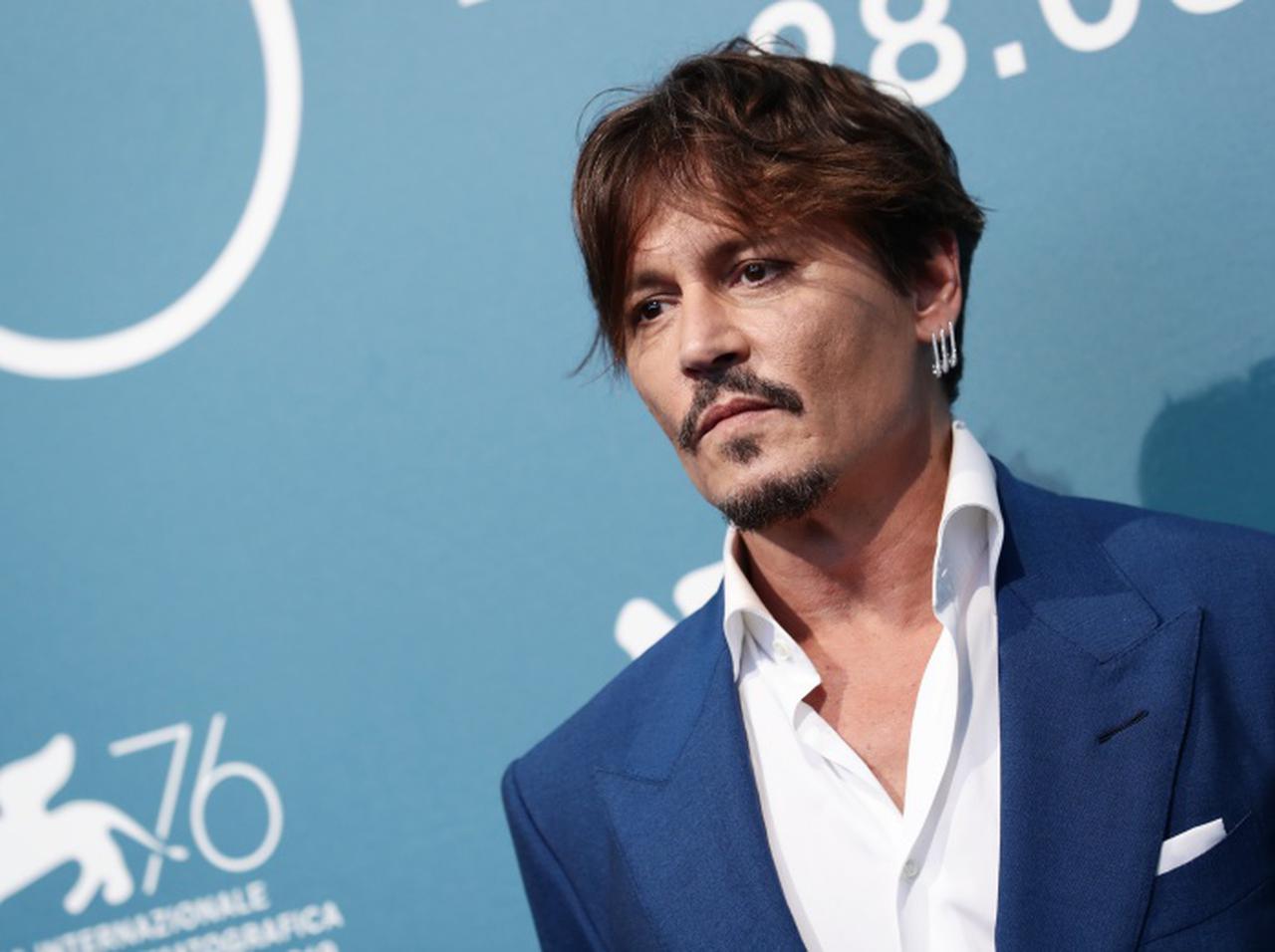 ジョニー・デップ、11歳の時にこっそり服用した「ある薬」がきっかけで薬物にのめりこむ