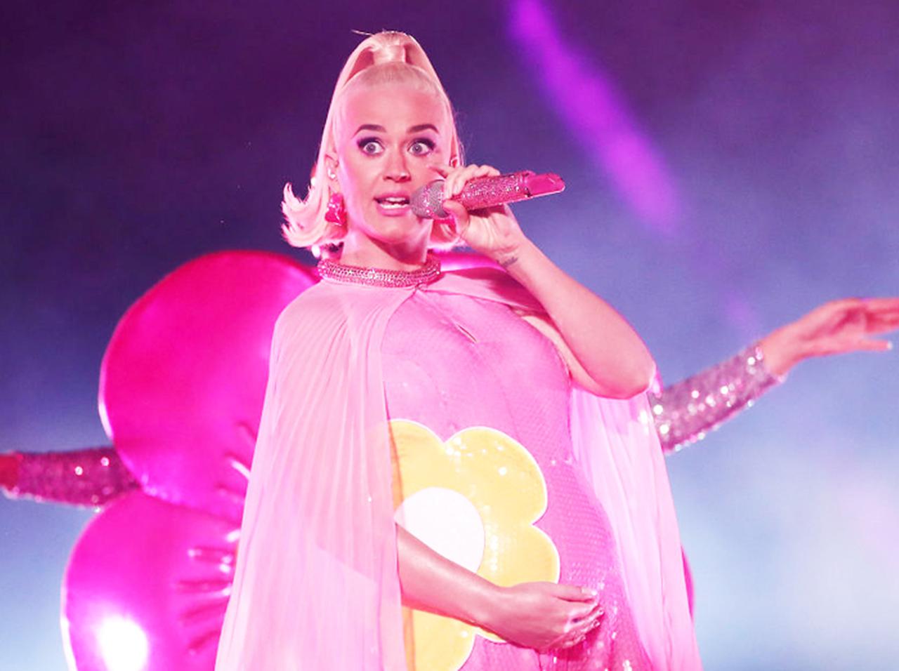 ケイティ・ペリーが公開した妊娠中の「あそこ」の変化に衝撃が走る