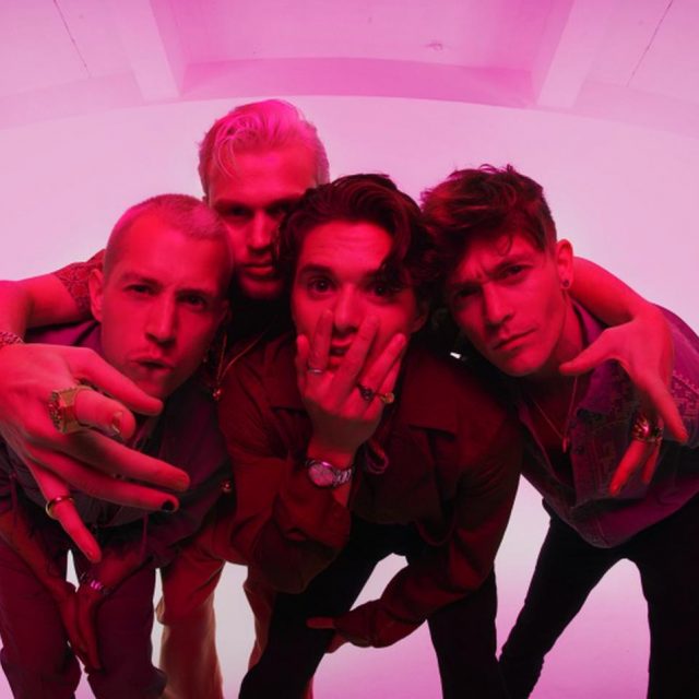 ザ・ヴァンプスが「再生」を誓ったニューアルバムのリリースを発表＆新曲「Married In Vegas」が公開