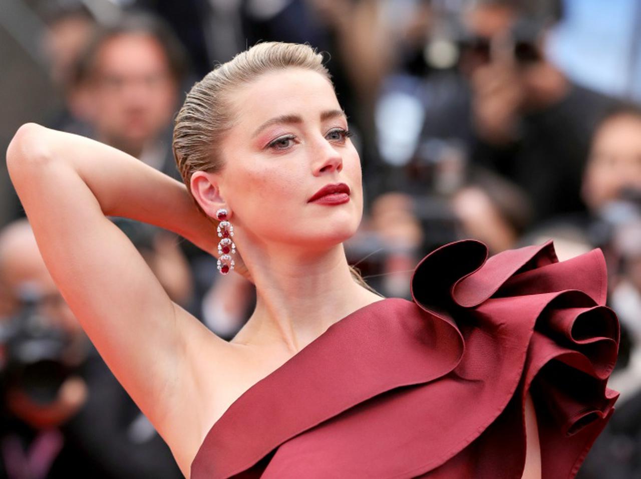 アンバー・ハード、元助手がレイプ被害に遭った時の話を「パクった疑惑」が浮上