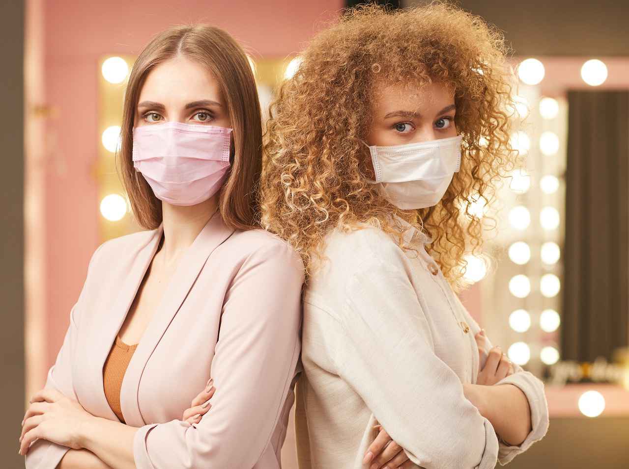 マスクによる「メイク崩れ」が防げると海外で話題のコスメとは?