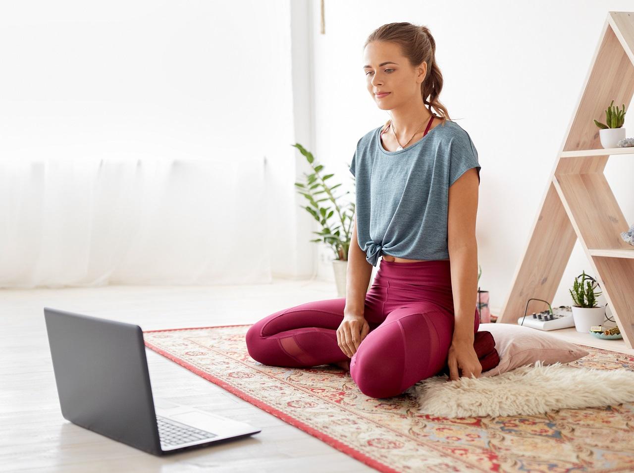 自宅でインストラクターの指導が受けられるオンラインフィットネス「24/7Online Fitness」がスタート