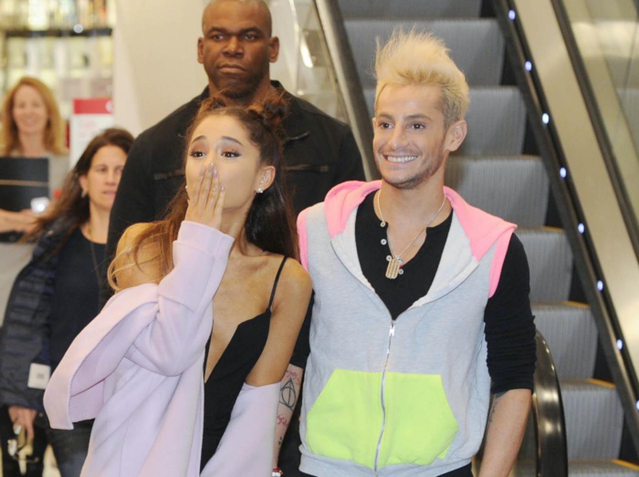 フランキー・グランデ、妹アリアナと新恋人の交際を「全力でサポートする」