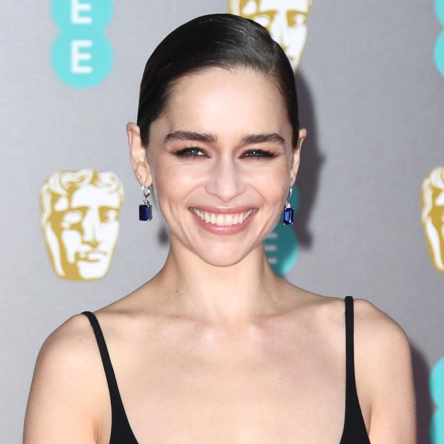 プロ顔負け！人気女優が明かす「クマをキレイに消す」テクニック