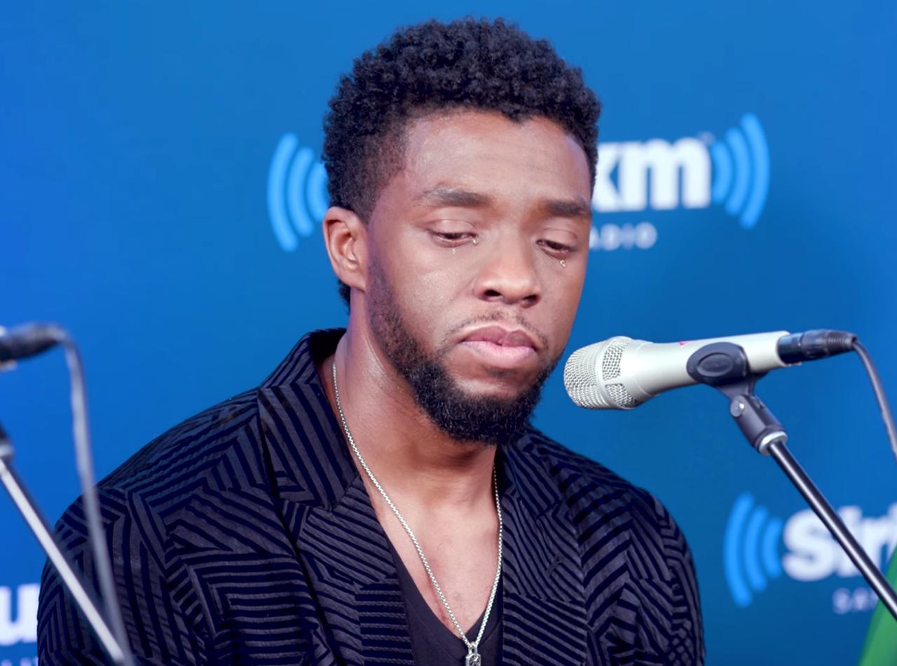 『ブラックパンサー』チャドウィック・ボーズマン、がんで去ったファンを思い涙する生前の映像が再び注目集める