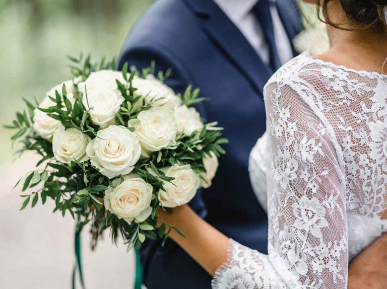 なぜ夫婦別姓にこだわる?ツイッターで30万人が反応した回答とは?