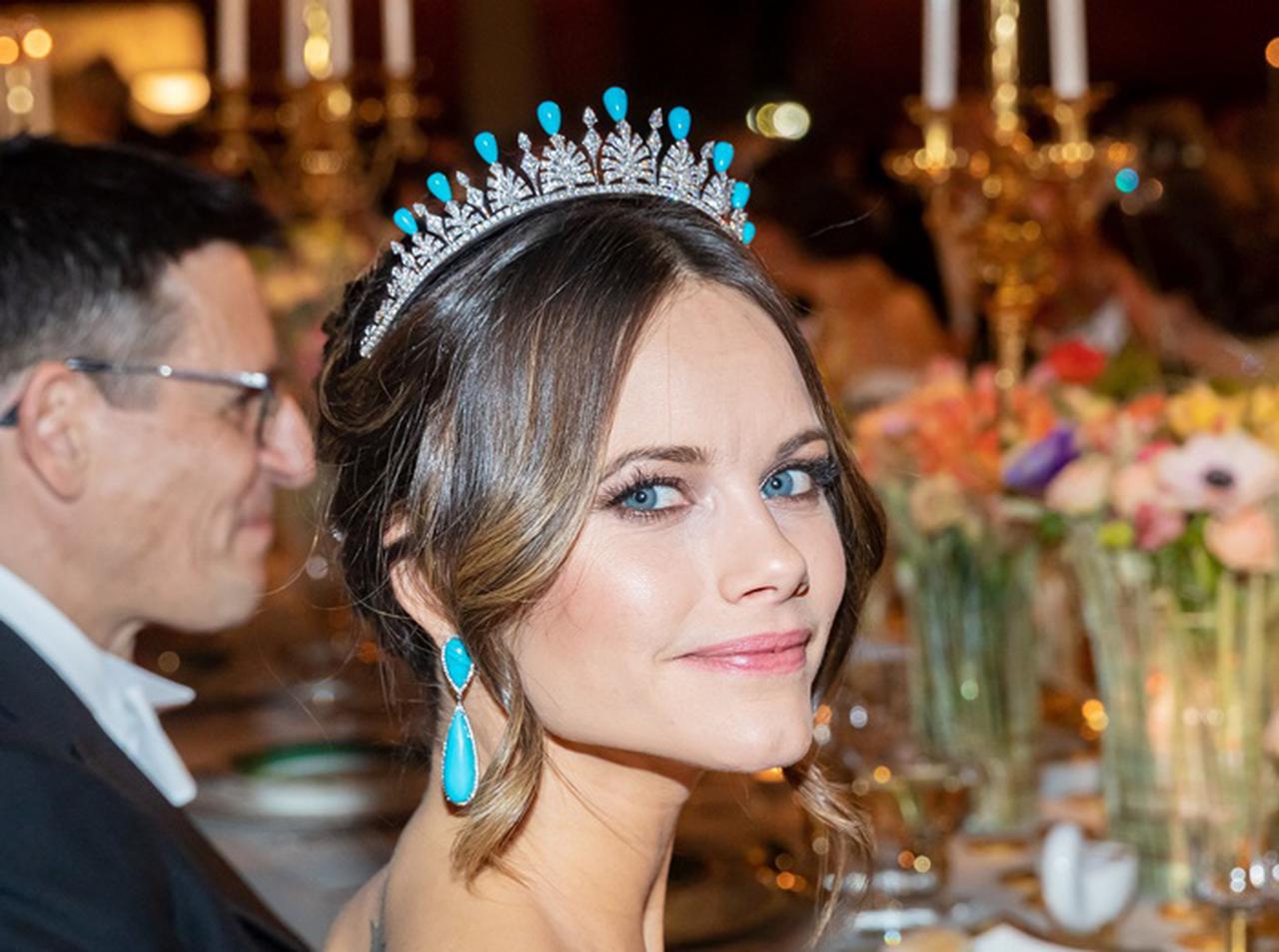 スウェーデン王室のソフィア妃、国民のために継続して病院で働く