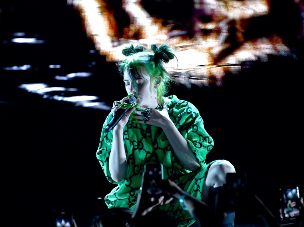 ビリー・アイリッシュ、誰かに頼らずにはいられなかった過去「自分だけでは生きていけなかった」