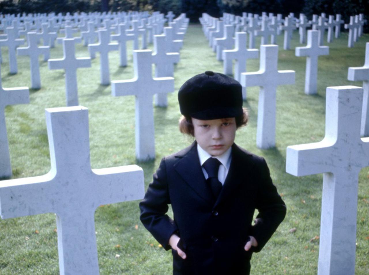 撮影中に笑えないほど恐ろしい心霊現象が起きていたホラー映画7選