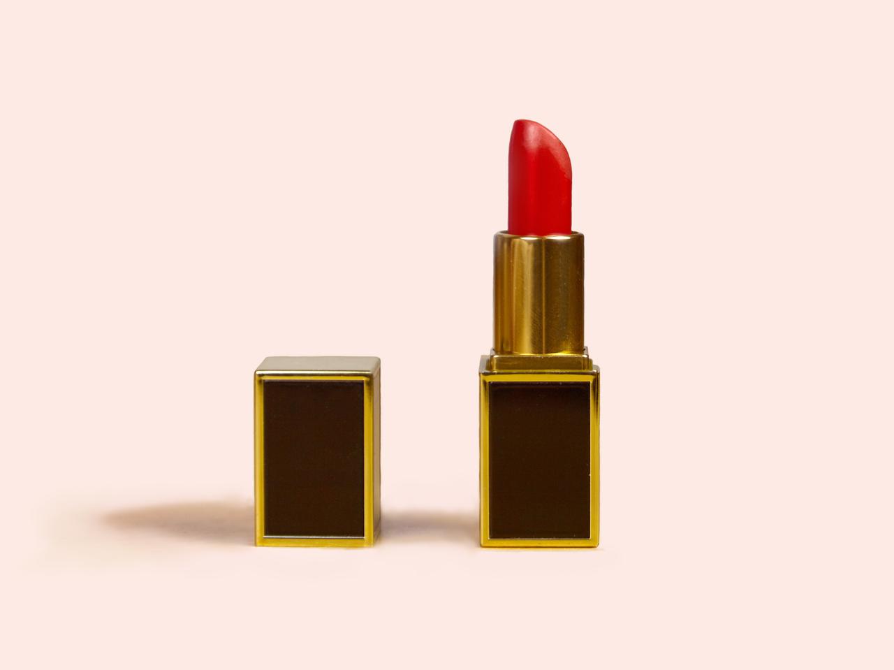 1本の口紅で3つの仕上がり！絶対知っておきたいプロのリップテク