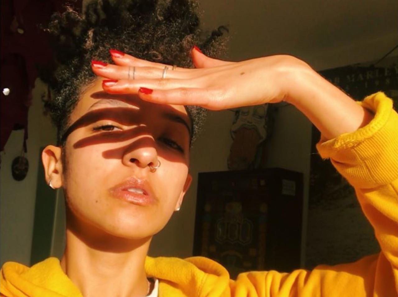 『セックス・エデュケーション』オーラ役、自室に飾る「日本映画のポスター」にセンスが光る