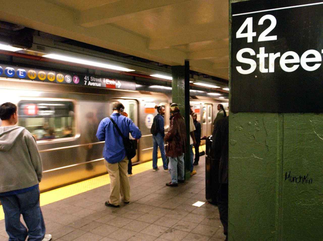 NY地下鉄の線路で撮影するために「しなくてはいけないこと」とは？