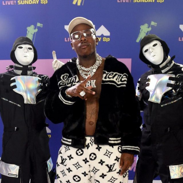 ダベイビー、Black Lives Matterへのメッセージをこめたメドレーを披露【VMA2020】