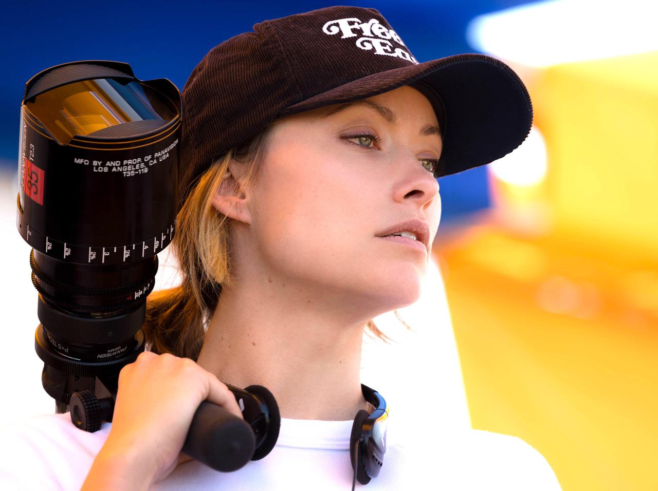 『ブックスマート』監督、「女性が男性を追いかけ外見を変えない映画」が作りたかった