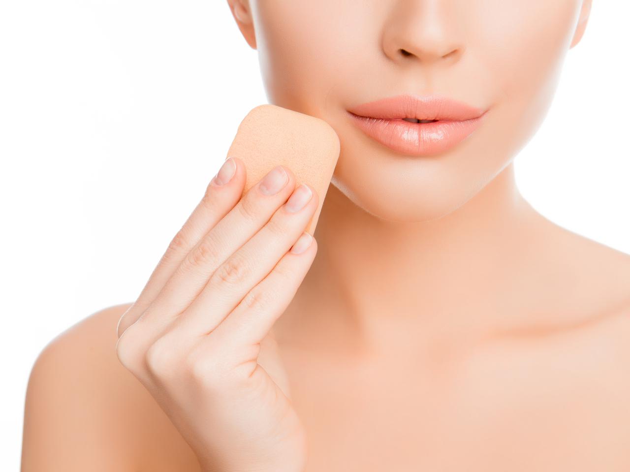 ファンデーションの「皮むけ」が起きる原因＆対処法をプロが伝授