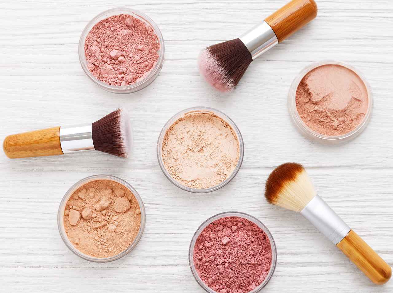 ルースパウダーはこんなに使える!メイクのプロが勧める4通りの活用術