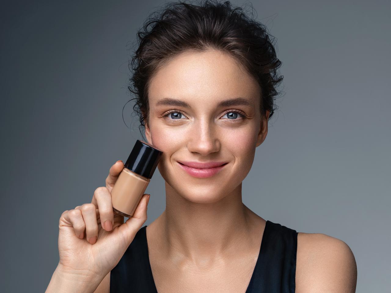 劇的に仕上がりが変わる！CCクリームの魅力を最大限に引き出す塗り方
