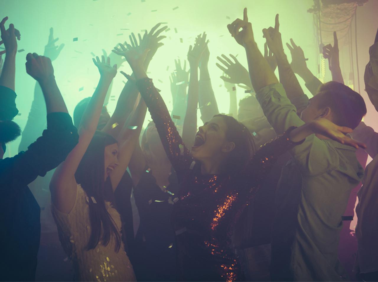 コロナ禍で100人超えの大規模ハウスパーティー開催の人気TikTokerにLA市長が熱いお灸